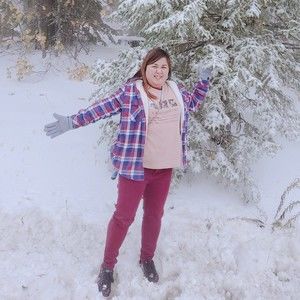 Meet your Posher, Monique